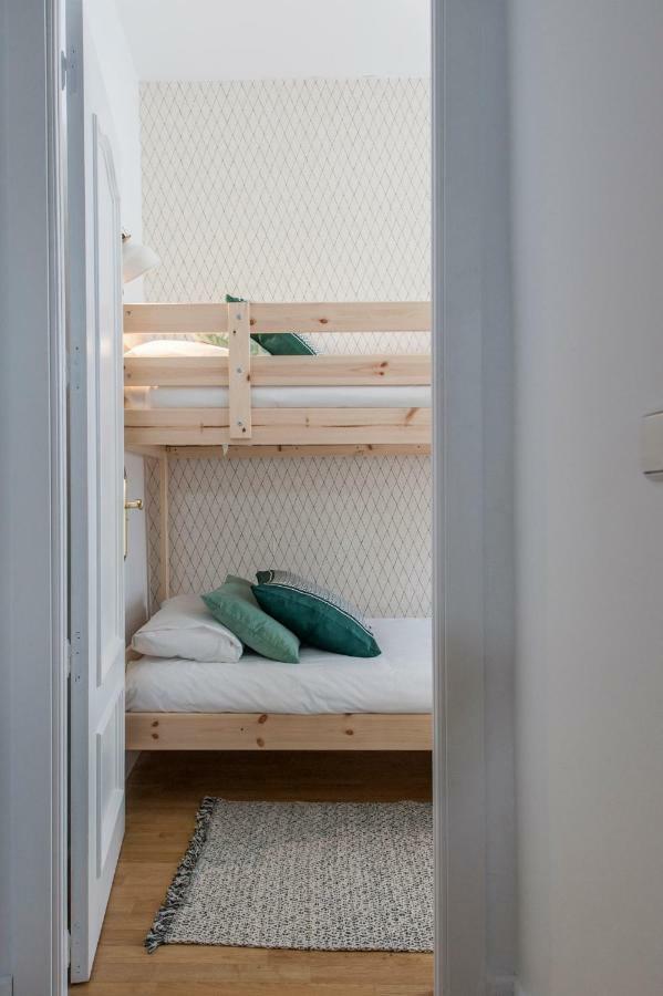 Appartement Guernica I à Madrid Extérieur photo